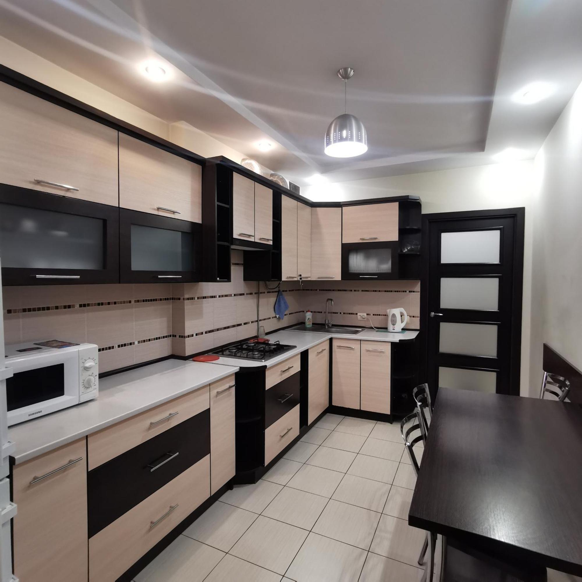 Big Apartment In Rivne Center Exterior foto